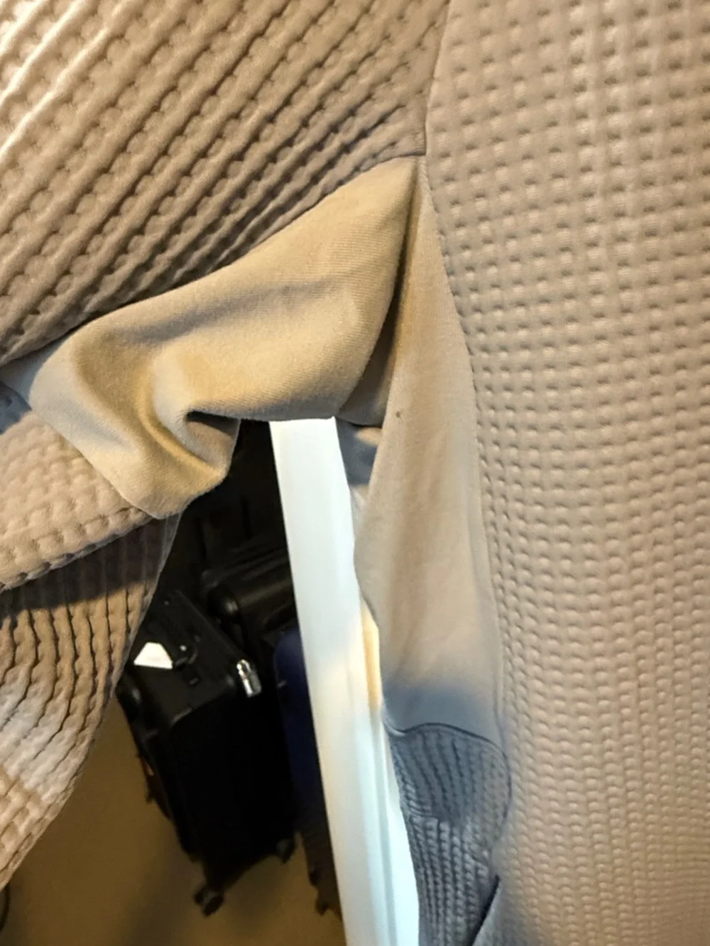 lululemon athletica Men's Light Gray Waffle Quarter-Zip Pullover - Picture 5 of 8